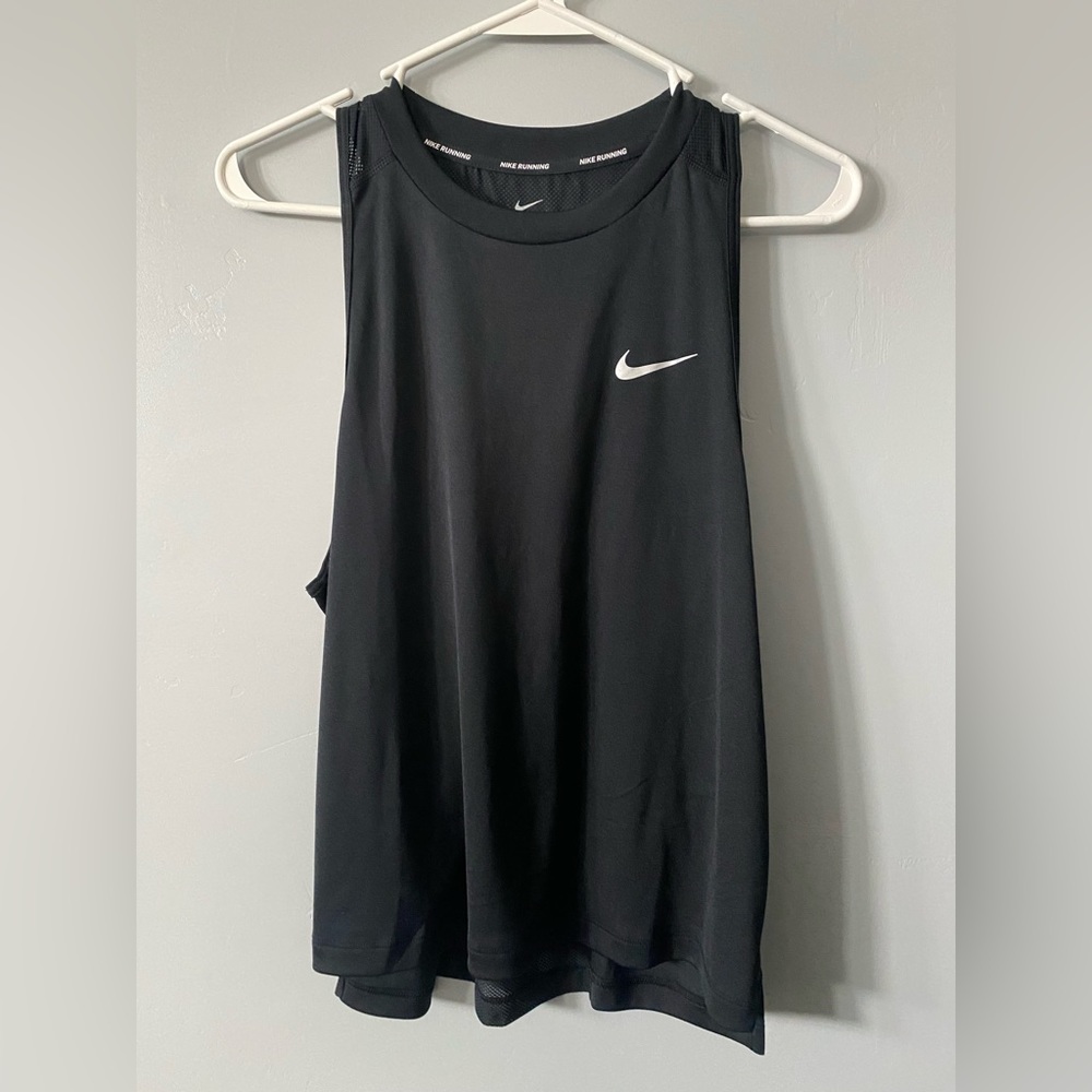 Nike tank
